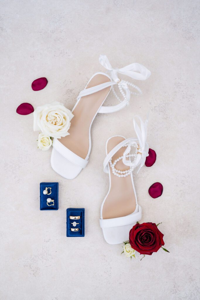 bridal shoes winter wedding