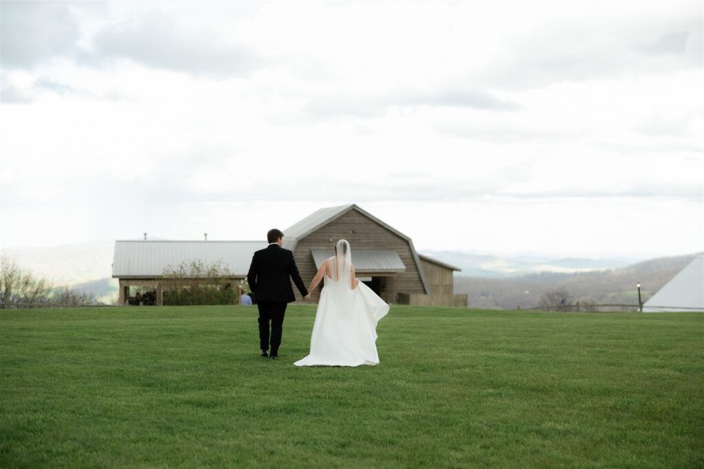 Overlook Barn NC